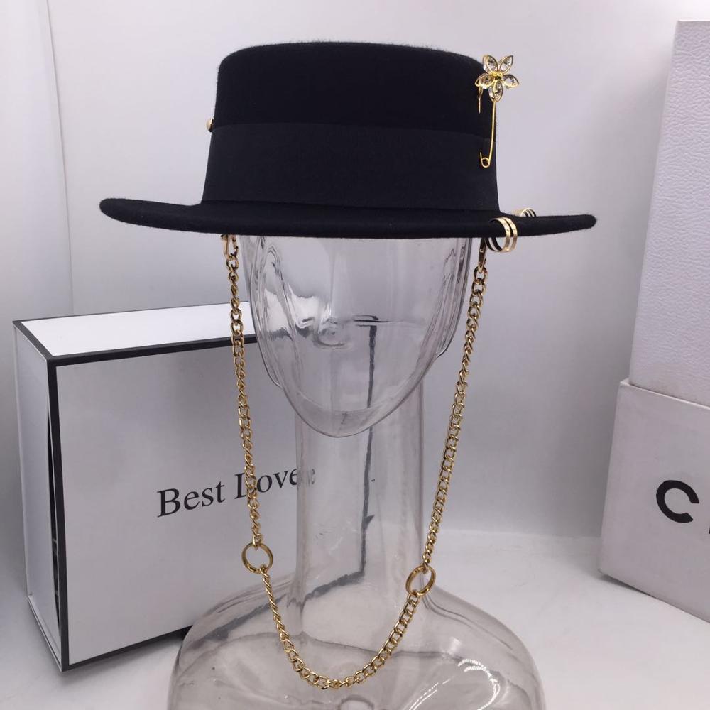 Black Taehyung style Butter felt hat with chain strap